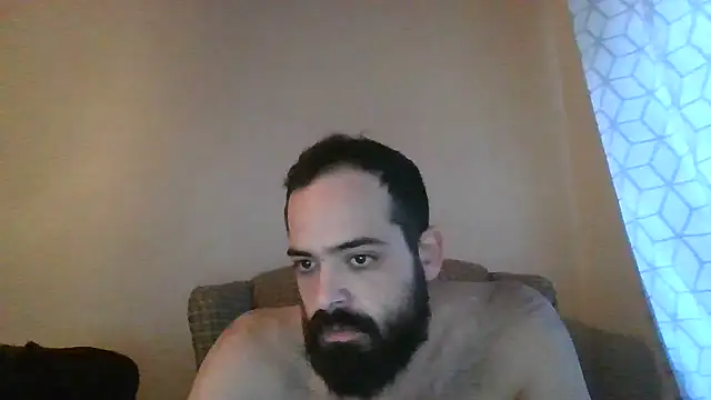 guccititi online show from 11/22/25, 07:57