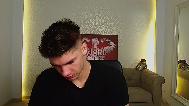 MaxKaiden online show from 09/21/25, 09:22