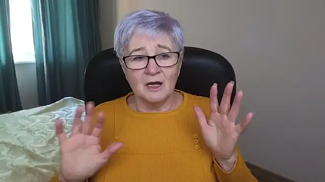 Sandra Snowflake online show from 02/16/25, 07:59