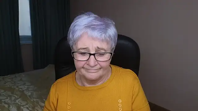 Sandra Snowflake online show from 02/16/25, 02:21