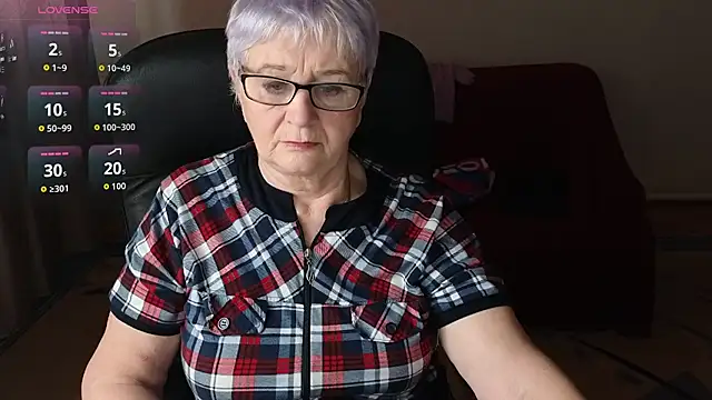 Snapshot of Sandra_Snowflake chatting on 02/13/26, 11:17 Sandra Snowflake online show from 02/13/26, 11:17