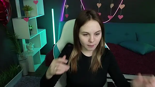 Snapshot of Dyna_bae chatting on 02/18/25, 04:37 Dyna bae online show from 02/18/25, 04:37