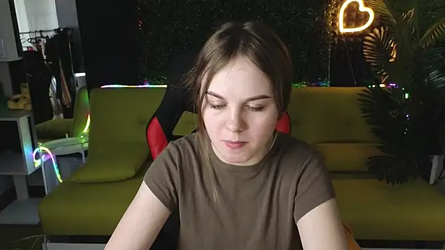 Snapshot of Dyna_bae chatting on 03/04/25, 04:17 Dyna bae online show from 03/04/25, 04:17