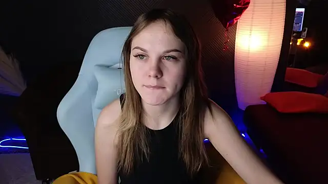 Snapshot of Dyna_bae chatting on 03/11/25, 12:54 Dyna bae online show from 03/11/25, 12:54