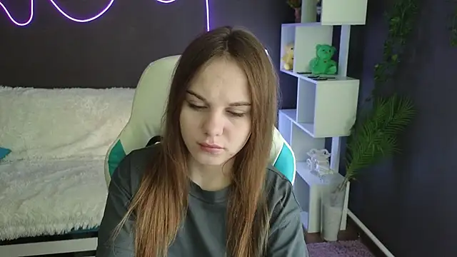 Snapshot of Dyna_bae chatting on 09/11/25, 01:28 Dyna bae online show from 09/11/25, 01:28