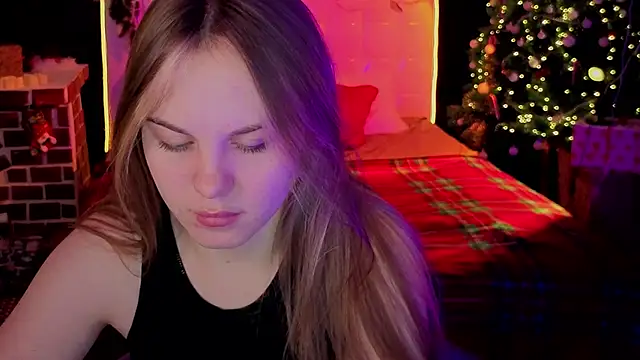 Snapshot of Dyna_bae chatting on 12/16/25, 02:49 Dyna bae online show from 12/16/25, 02:49