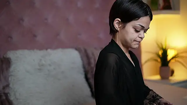 MaiaMini online show from 10/11/25, 10:52