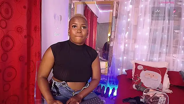 DashaSousaa online show from 12/03/25, 02:26