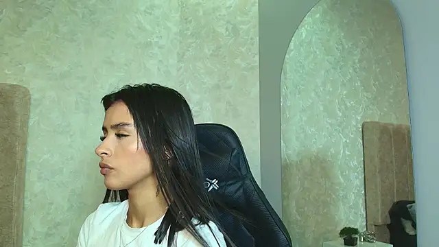 katia foxxx  online show from 05/26/26, 05:31