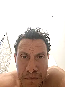 Snapshot of salchichon_69 chatting on 05/05/26, 02:14 salchichon 69 online show from 05/05/26, 02:14