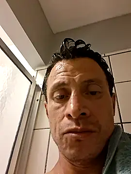 Snapshot of salchichon_69 chatting on 06/03/26, 08:06 salchichon 69 online show from 06/03/26, 08:06