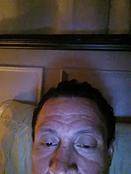 Snapshot of salchichon_69 chatting on 06/15/26, 07:32 salchichon 69 online show from 06/15/26, 07:32