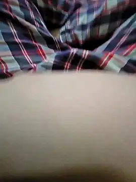 Snapshot of skiciyunis chatting on 03/03/25, 06:12 skiciyunis online show from 03/03/25, 06:12