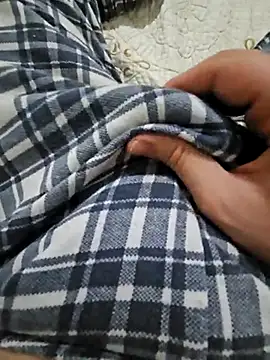 Snapshot of skiciyunis chatting on 03/20/25, 07:57 skiciyunis online show from 03/20/25, 07:57