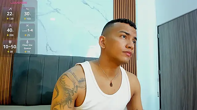 Rafa2004Cruz online show from 09/25/25, 12:20