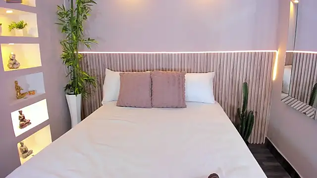 Snapshot of GeorginaReyes chatting on 11/28/25, 10:56 GeorginaReyes online show from 11/28/25, 10:56