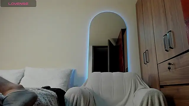 mattiwsmorris  online show from 04/22/26, 04:48