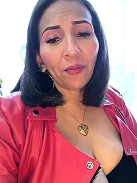 Mrsvictoriaaa online show from 02/15/26, 07:21