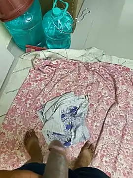 Ajzee online show from 04/23/26, 08:33