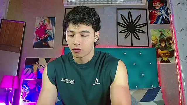 LiamAndrewzz online show from 04/22/26, 03:42