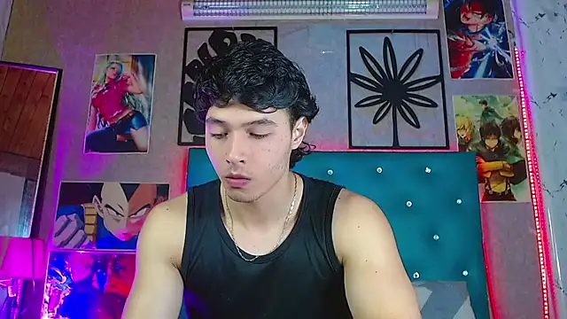 Snapshot of LiamAndrewzz chatting on 07/21/26, 03:53 LiamAndrewzz online show from 07/21/26, 03:53