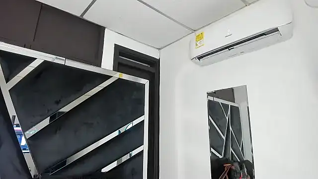 Rubyxht online show from 11/13/25, 12:37