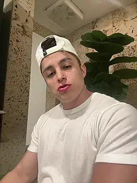 jalejoc1 online show from 03/04/25, 01:45