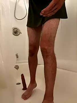 Snapshot of QueenM3 chatting on 09/28/25, 02:06 QueenM3 online show from 09/28/25, 02:06