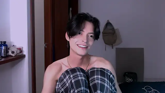 Snapshot of gunther_hda chatting on 03/11/25, 04:21 gunther hda online show from 03/11/25, 04:21