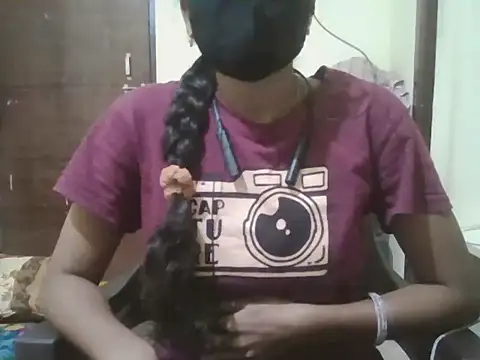 Snapshot of cutee_telugu chatting on 11/25/25, 02:50 cutee telugu online show from 11/25/25, 02:50