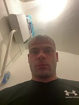 Snapshot of pesyelisa chatting on 02/28/25, 03:04 pesyelisa online show from 02/28/25, 03:04