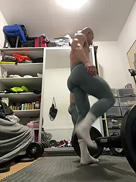 Snapshot of pesyelisa chatting on 03/03/25, 03:53 pesyelisa online show from 03/03/25, 03:53