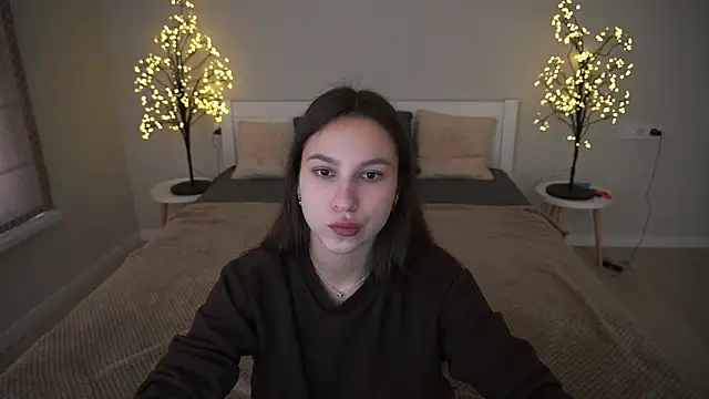 PaigePrado online show from 09/26/25, 12:42