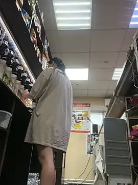 AlishaPrettyBlade online show from 10/22/25, 09:42