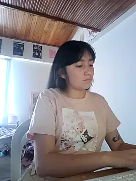 Arielle lov online show from 10/25/25, 01:29