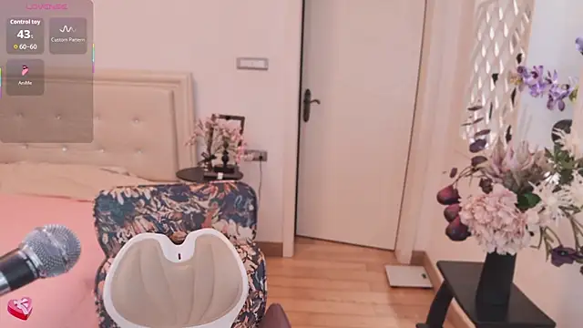 Tingdie online show from 11/13/25, 10:08