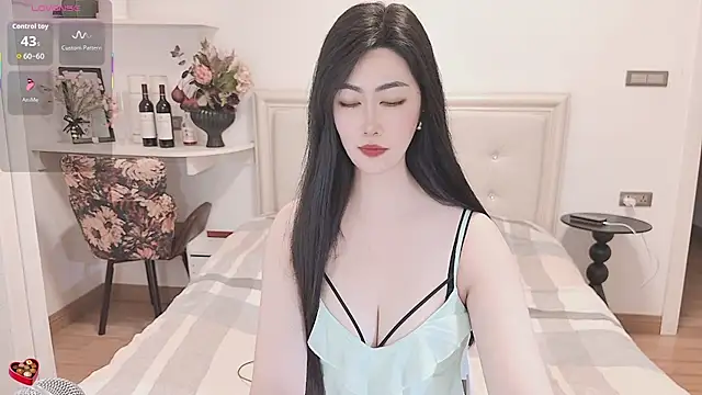 Snapshot of Tingdie chatting on 04/27/26, 02:04 Tingdie online show from 04/27/26, 02:04