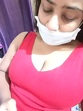 COZY ROZI online show from 10/22/25, 05:02