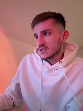 Snapshot of yoyoboy988 chatting on 03/16/25, 07:27 yoyoboy988 online show from 03/16/25, 07:27