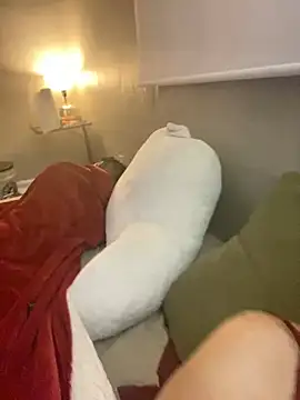 Snapshot of PersianCream77 chatting on 03/20/25, 08:53 PersianCream77 online show from 03/20/25, 08:53