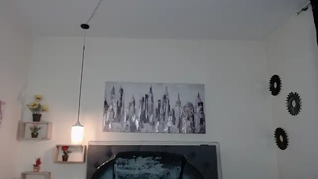 Snapshot of amy_royale chatting on 03/15/25, 02:14 amy royale online show from 03/15/25, 02:14