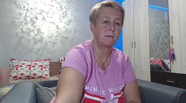 RosesandLillies online show from 01/24/25, 06:35