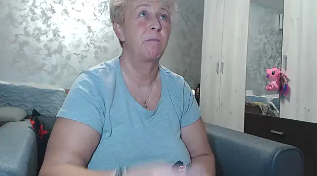 RosesandLillies online show from 02/10/25, 05:30