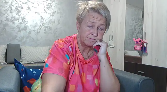 RosesandLillies online show from 02/20/25, 06:02