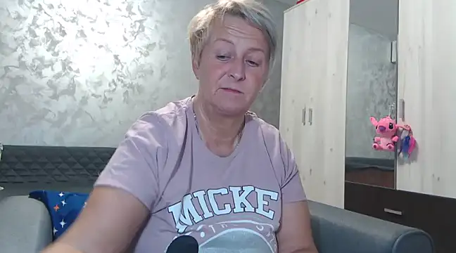 RosesandLillies online show from 02/22/25, 05:46