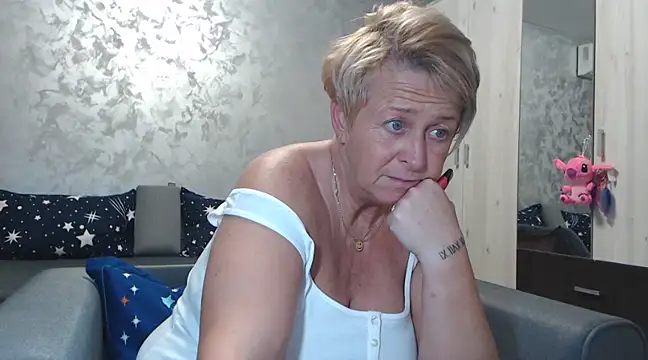 RosesandLillies online show from 02/28/25, 05:37