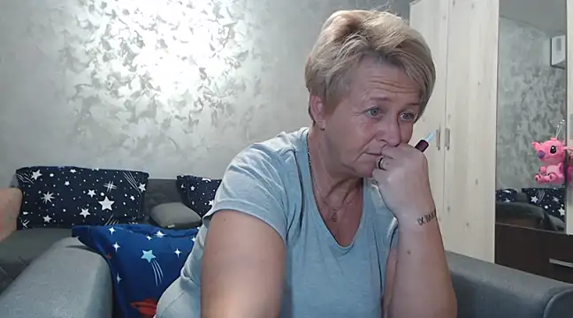 RosesandLillies online show from 03/01/25, 06:11