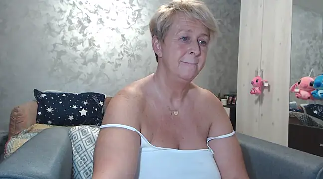 RosesandLillies online show from 03/20/25, 08:29