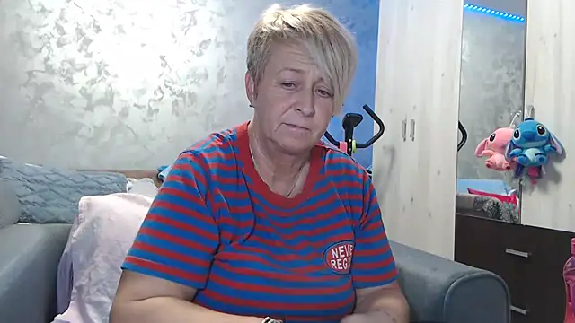 RosesandLillies online show from 03/02/26, 05:53