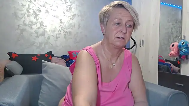 RosesandLillies online show from 03/16/26, 05:50